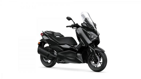 XMAX 300 Tech Black Modelo em campanha: Oferta 300.00€ em Acessórios
