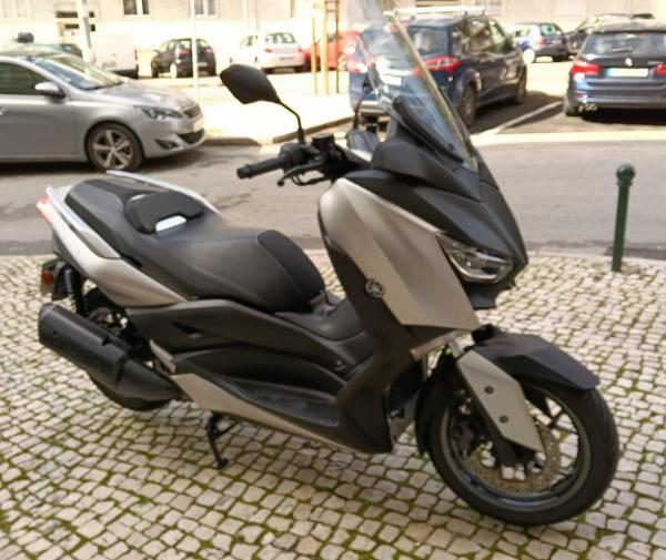 XMAX 300 Usada 10-2018